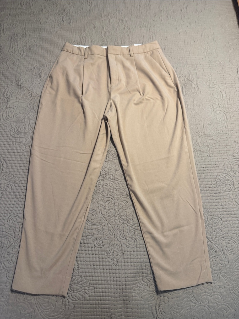 Banana Republic Khaki Pleated Chinos - Tan
